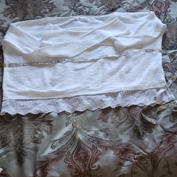 Hollister top - Picture 5 of 6